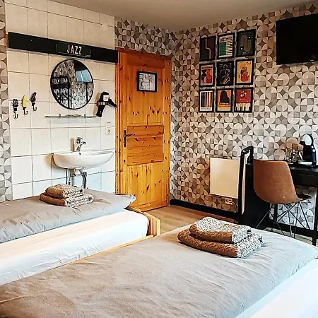 Hotell Roastineer Battenberg (Eder)